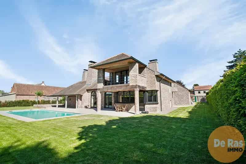 Riante Villa te Wetteren met Zwembad