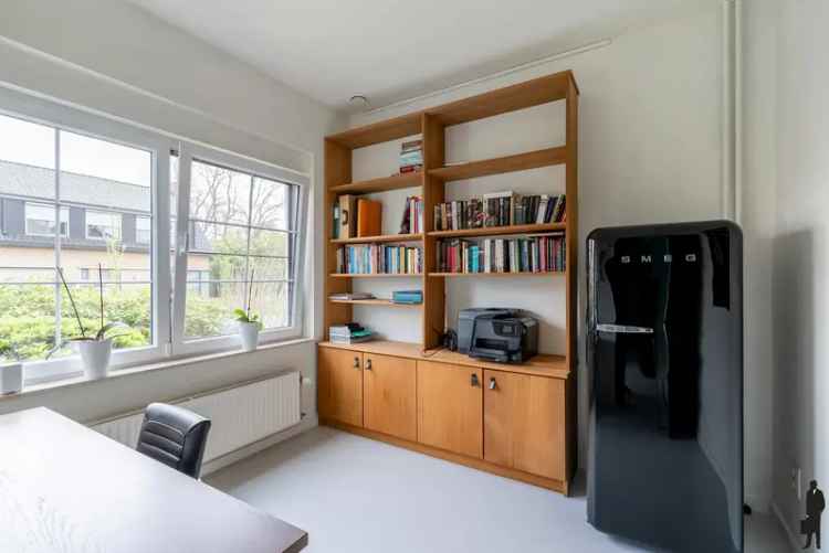 Huis te huur Willebroek: Gerenoveerde Villa met Tuin en Laadpaal
