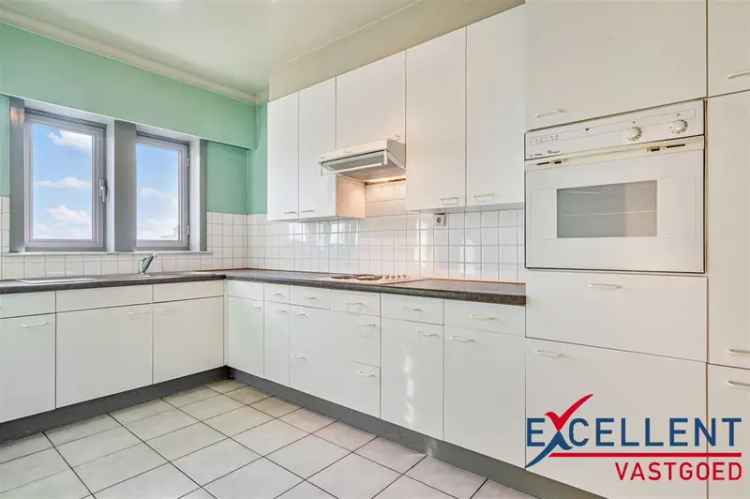 Te koop appartement in Deinze met centrale ligging en ruime indeling