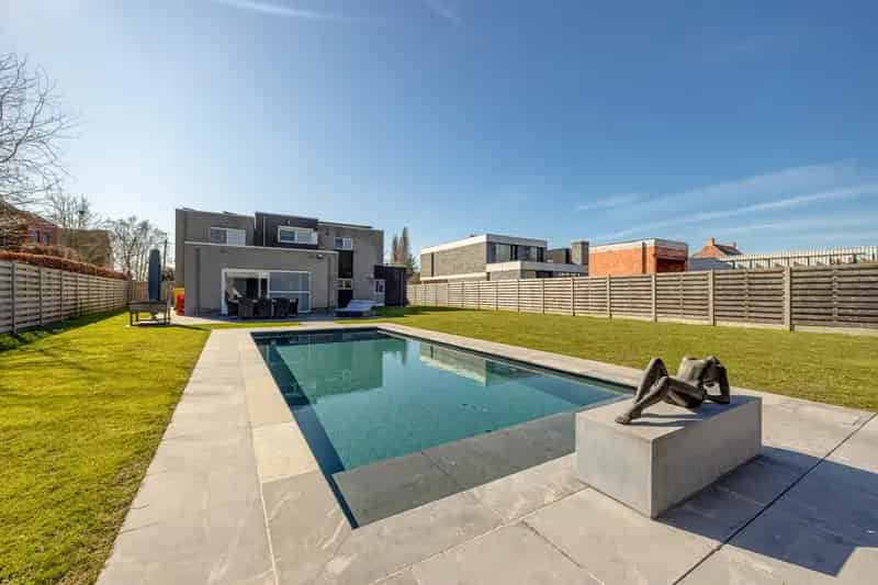 Energiezuinige Villa 5 Slaapkamers Zwembad