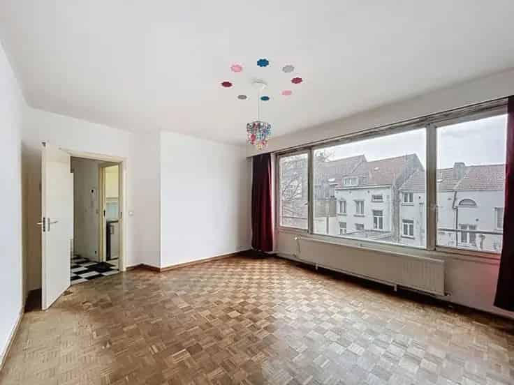 Appartement Te Koop Sint-Joost-ten-Node 1 Slaapkamer 48m2
