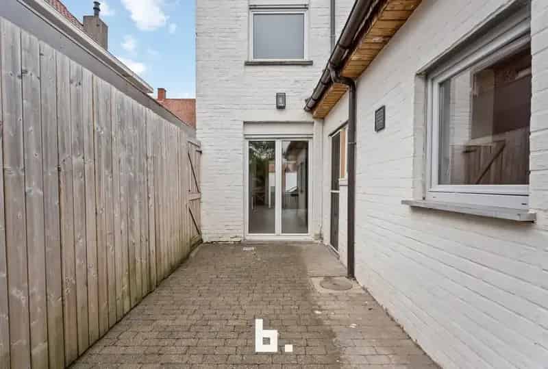 Halfopen Woning 3 Slaapkamers Tuin Rustige Straat