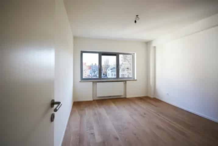 Appartement te huur Etterbeek 2 slaapkamers 110m² 2 terrassen