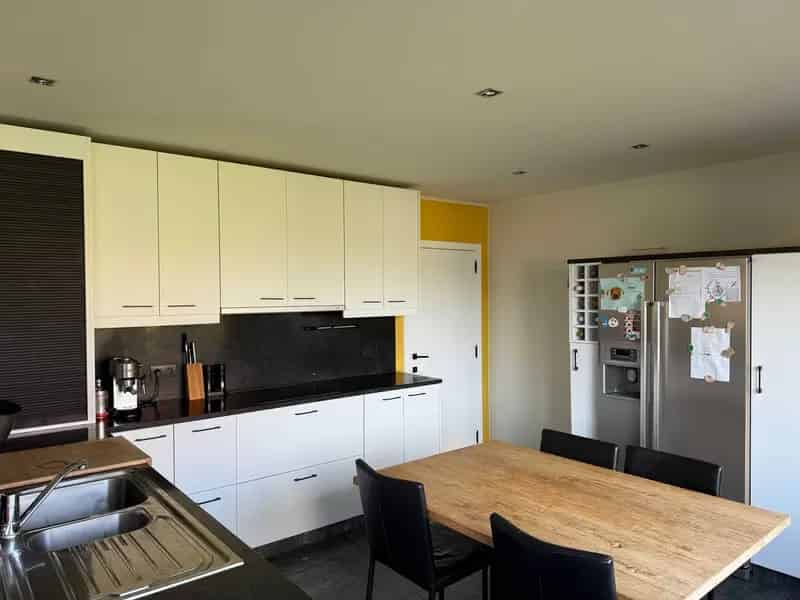 Huis te koop: Lichtrijke woning 3 slaapkamers, tuin en garage