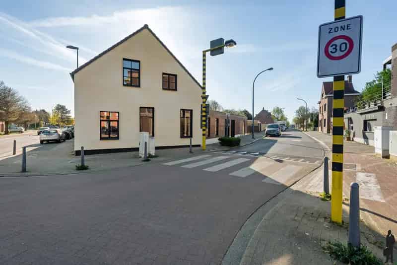 Huis te koop Kontich Kazerne 167m2 Af te werken