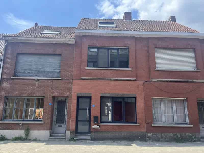 Huis te koop Herentals: 3 slaapkamers, terras, centrale ligging