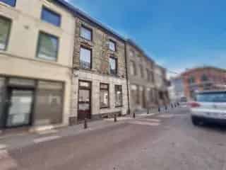 Handelspand Gosselies te renoveren 95m² 4 slaapkamers