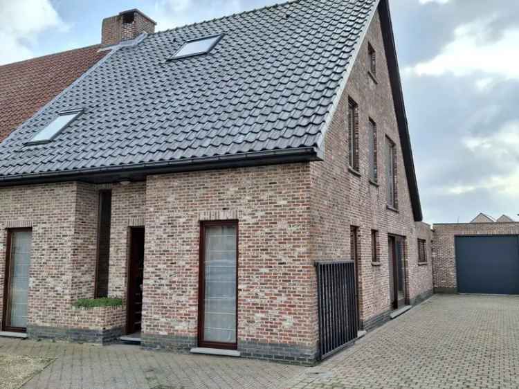 Te koop huis met 4 slaapkamers en tuin in Zele