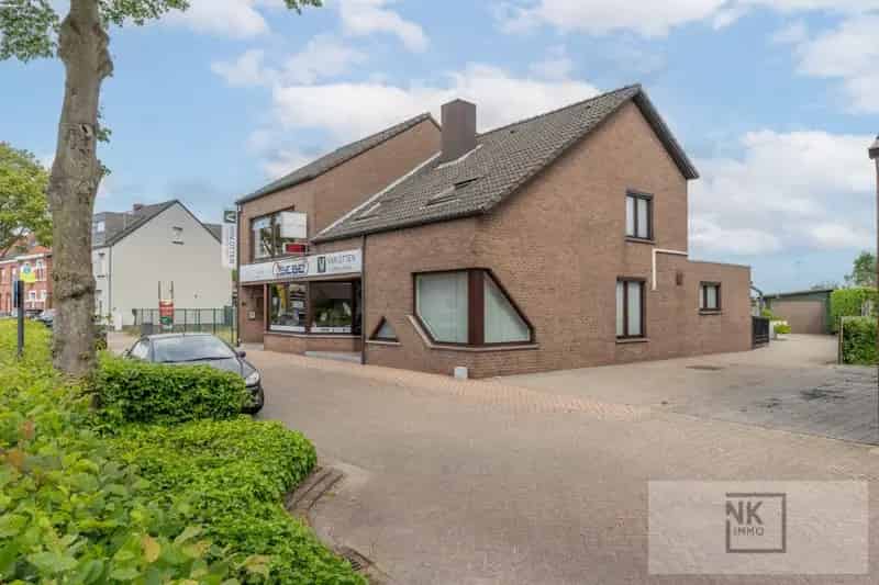 Huis te huur Arendonk: Woning met Handelsruimte 940m²