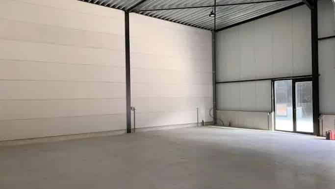 Magazijn te huur Ieper 144m² - Private parking - A19