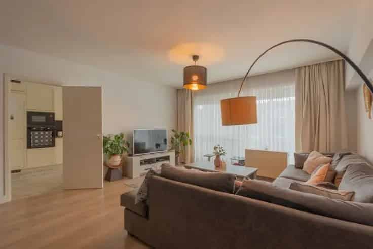 Appartement Te Koop 3 slaapkamers Garage Rustig Gelegen