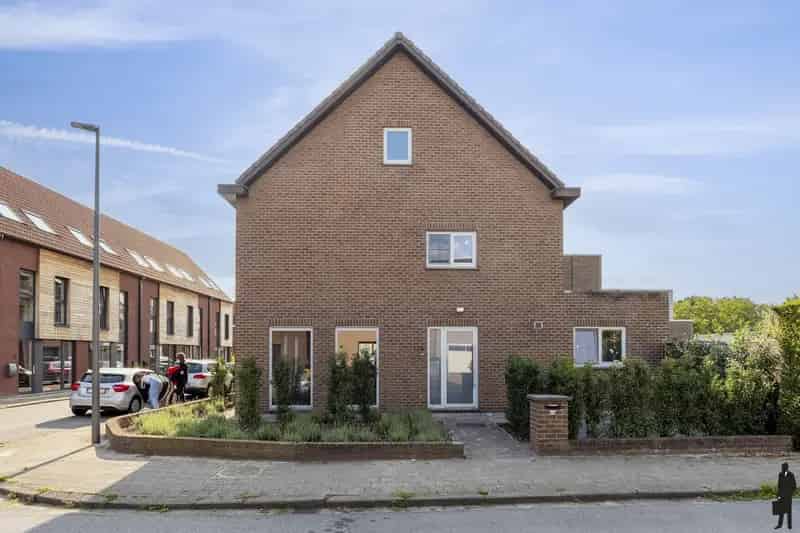 Huis te koop Turnhout 3 slaapkamers 2 garages