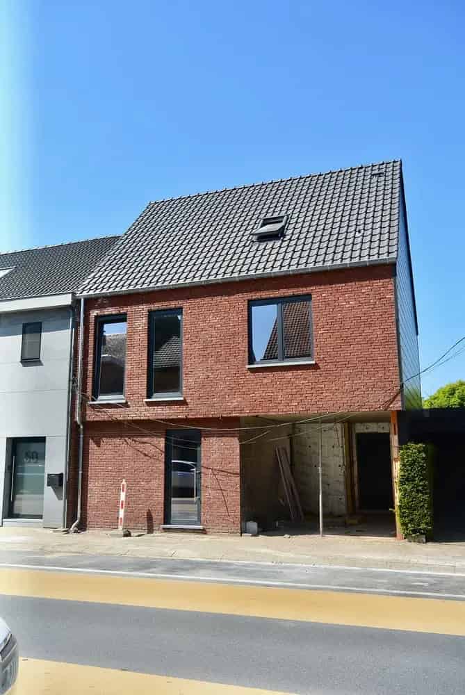 Huis te koop 4 slaapkamers tuin parking berging