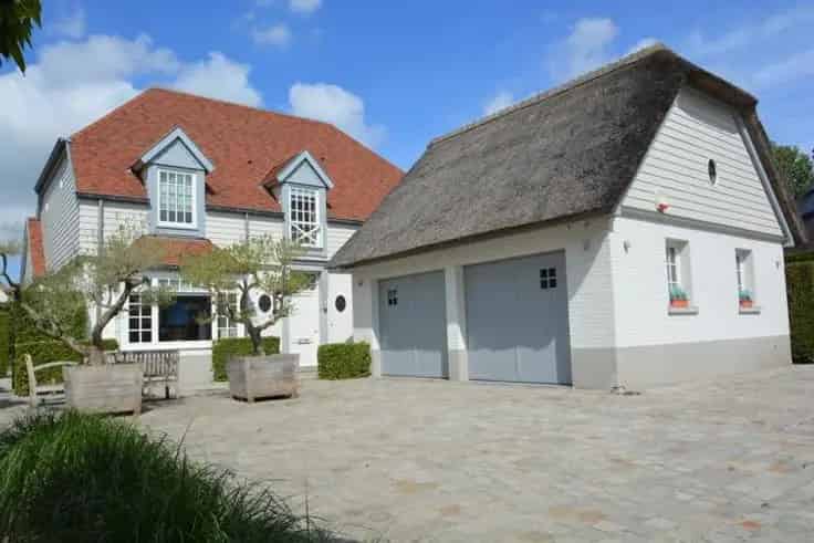 Villa te Koop: Rustig gelegen instapklare woning met 4 slaapkamers