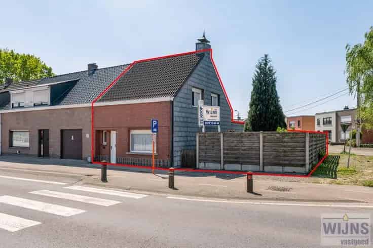 Huis te koop Berlaar: te renoveren woning met tuin en garage