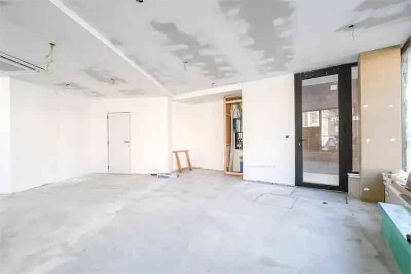 Handelspand te huur De Haan 60m²