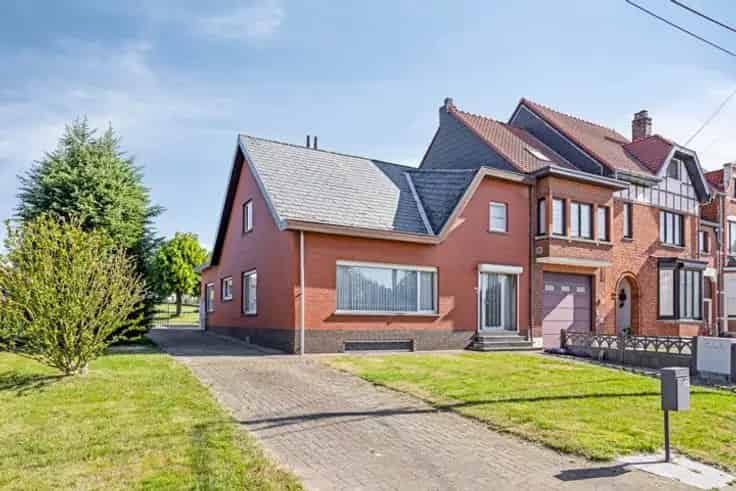Huis Te Koop: Rust Ruimte Renovatie Diestsestraat