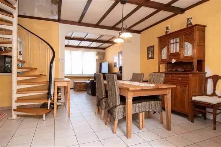 Hoboken Huis Te Koop 3 Slaapkamers Zonnige Tuin