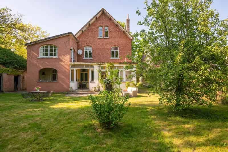 Authentieke Jaren 30 Woning Ruim Perceel Veel Potentieel