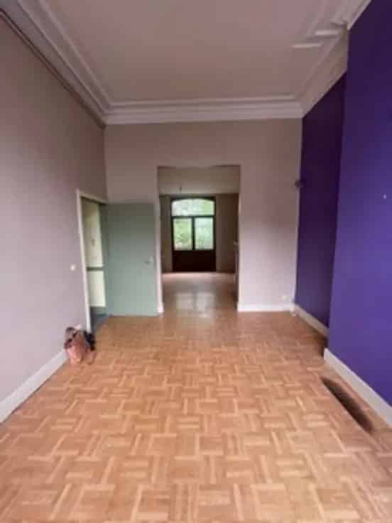 Huis Te Koop: 235m² renovatieproject met tuin