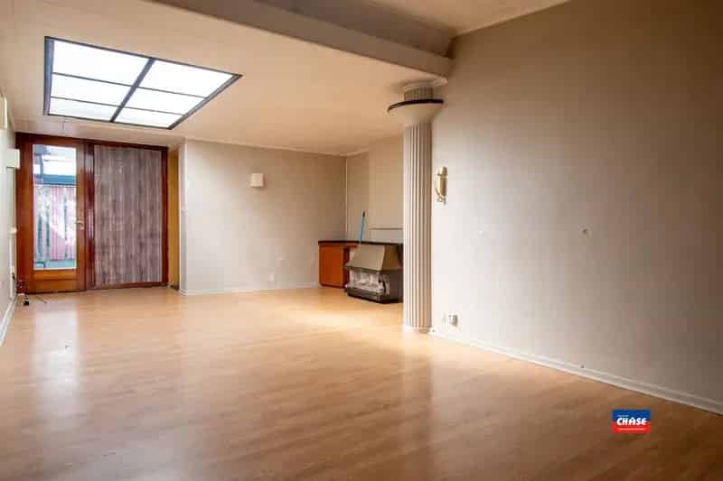 Te renoveren woning Wilrijk 2-3 slaapkamers tuin 165m²