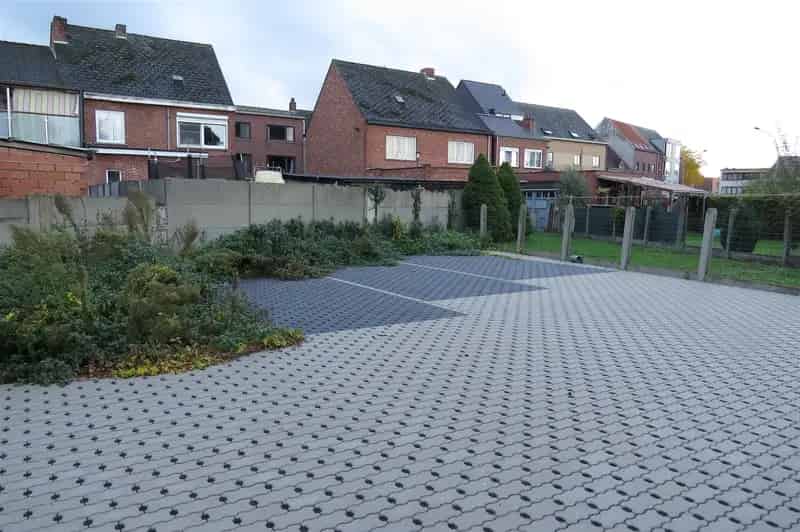 Autostaanplaatsen te koop Geel Centrum
