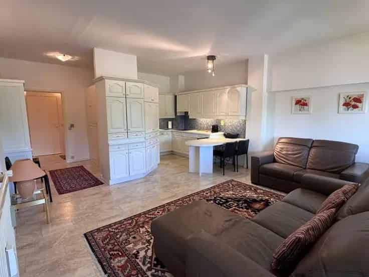 Appartement Te Koop Nabij Strand
