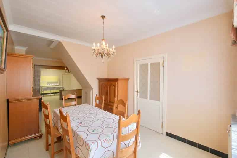 Ardooie 3 Slaapkamers Garage 278m2