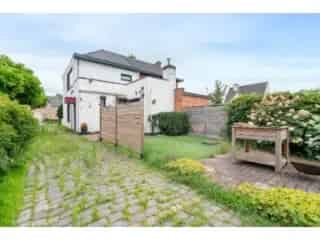 Huis te Koop Lokeren - Gezinswoning 3 slaapkamers Garage Tuin