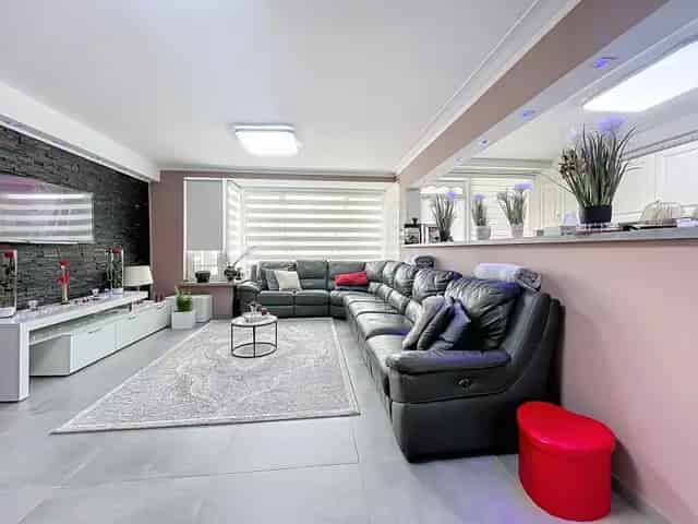 Appartement te Koop Molenbeek 2 Slaapkamers Terras