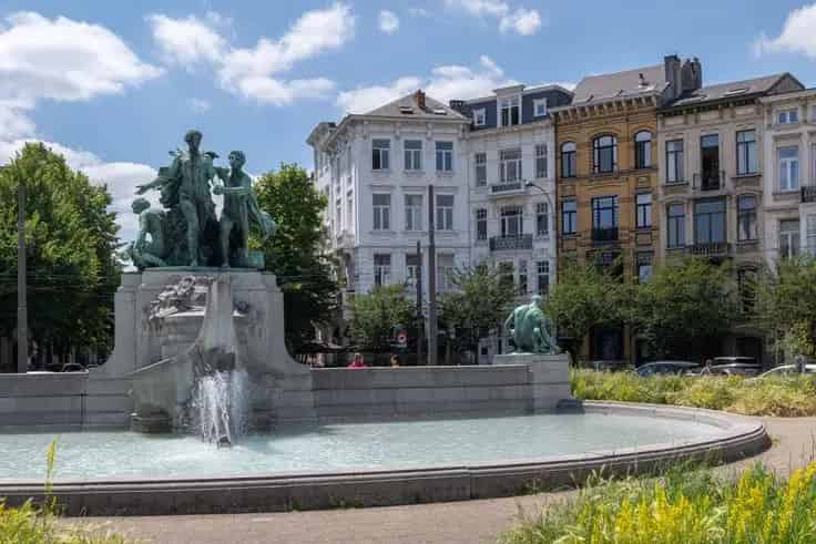 Herenhuis Antwerpen Zuid 500m2 Terrastuin 4 Slaapkamers