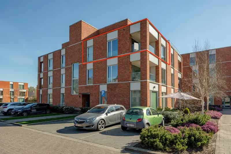 Appartement te Koop met Ondergrondse Parking Nabij Centrum