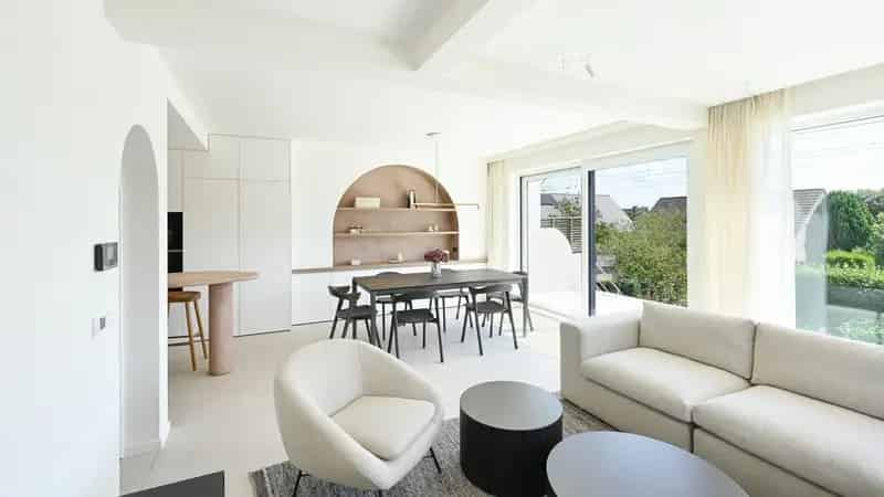 Stijlvolle Gerenoveerde Koppelwoning Duinbergen