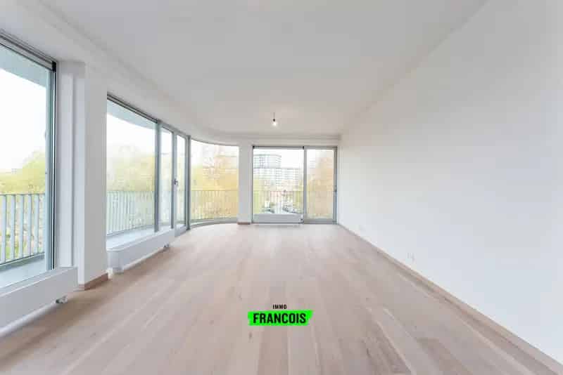 Exclusief Drieslaapkamerappartement Oostende Wellington