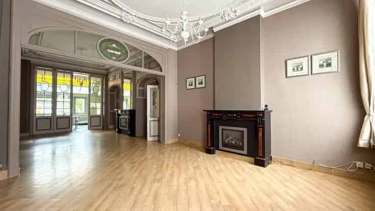 Huis Te Koop: Charmante woning 250m² nabij Place d'Herseaux