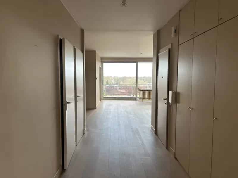 Appartement te koop 2 slaapkamers terras kelder garage