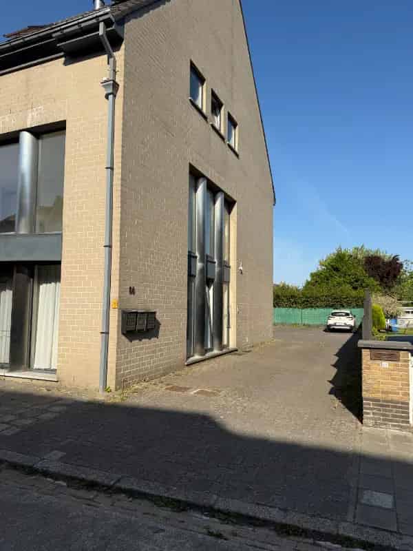Appartement te koop Sint-Gillis