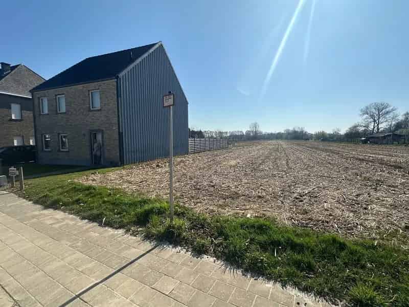 Bouwgrond te Huur Erpe 536m² Halfopen Bebouwing