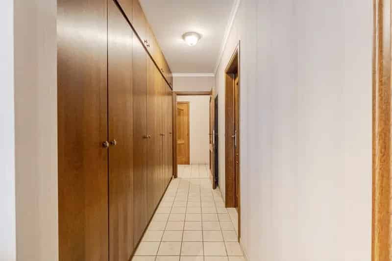Ruime gezinswoning te Louwel 1667m2 perceel
