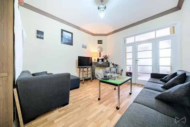 Appartement 1 Slaapkamer Schaarbeek Te Koop Nabij Terdeltplein
