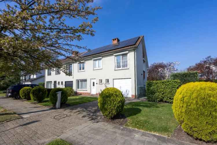 Huis te koop Brasschaat: 4 slaapkamers, energiezuinig