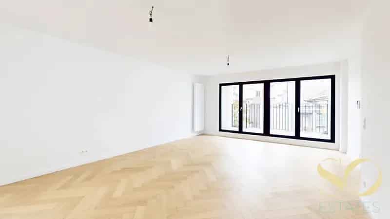 Duplex 2 slaapkamers Europawijk  Gerenoveerd