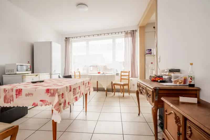 Lichtrijk appartement te koop - Dakverdieping - 2 slaapkamers