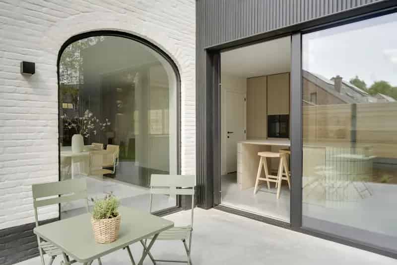 Huis te koop Schilde: Luxe gezinswoning met tuin