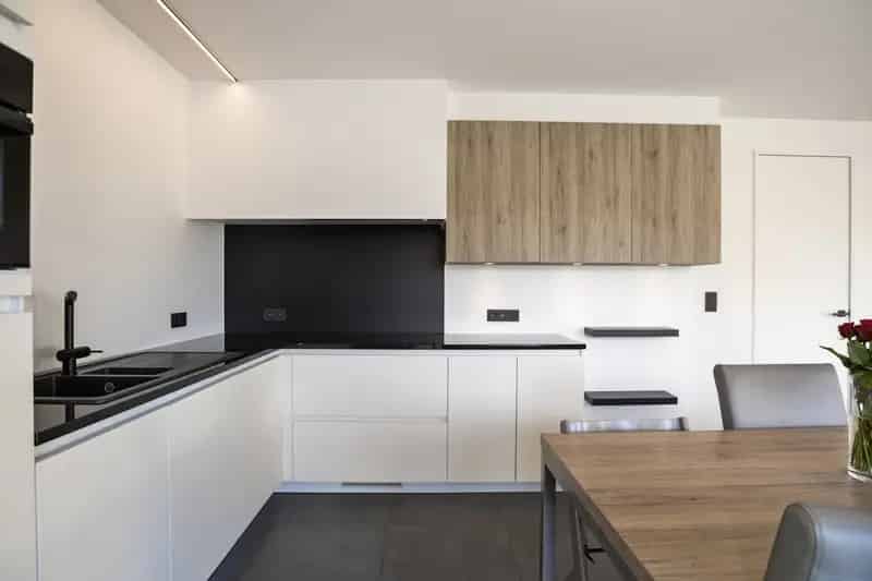 Gerenoveerd appartement 3 slaapkamers te Veurne
