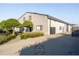 Industrie te koop Roeselare Woning Werkplaats 293m2 260m2 Zonnepanelen