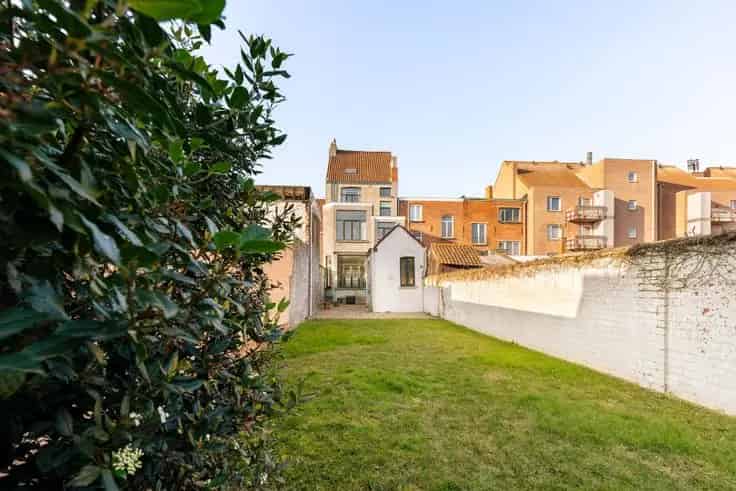 Herenhuis te Gent 403m² - Eclectisch - Gerenoveerd