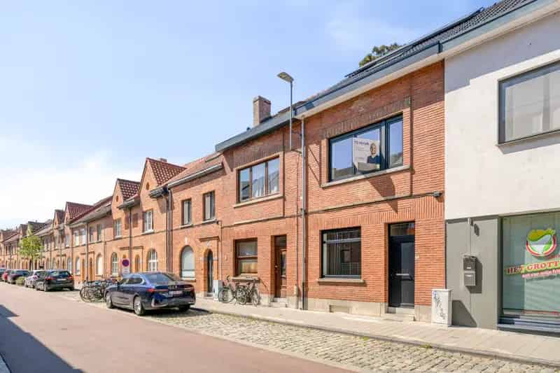 Huis te koop Leuven: 4 slaapkamers, gerenoveerd, terras