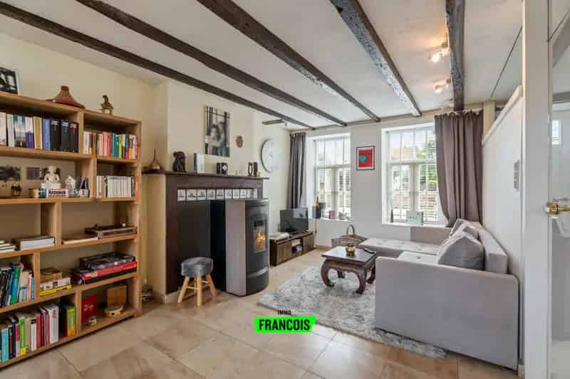 Instapklare woning te Lo met tuin - 2 slaapkamers