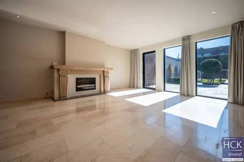 Huis te huur Waregem 4 slaapkamers 300m2 tuin garage